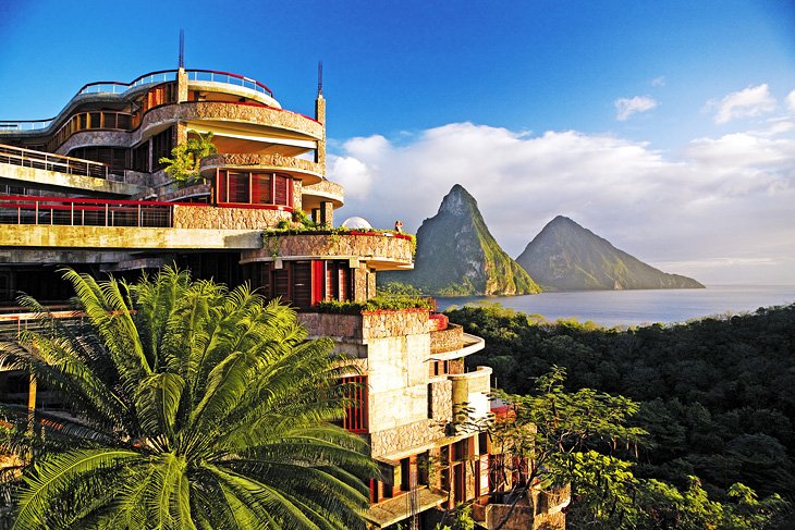 12 Best Luxury All-Inclusive Resorts in the World