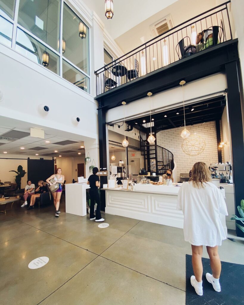 Top 10 Coffee Shops Around the University of Florida